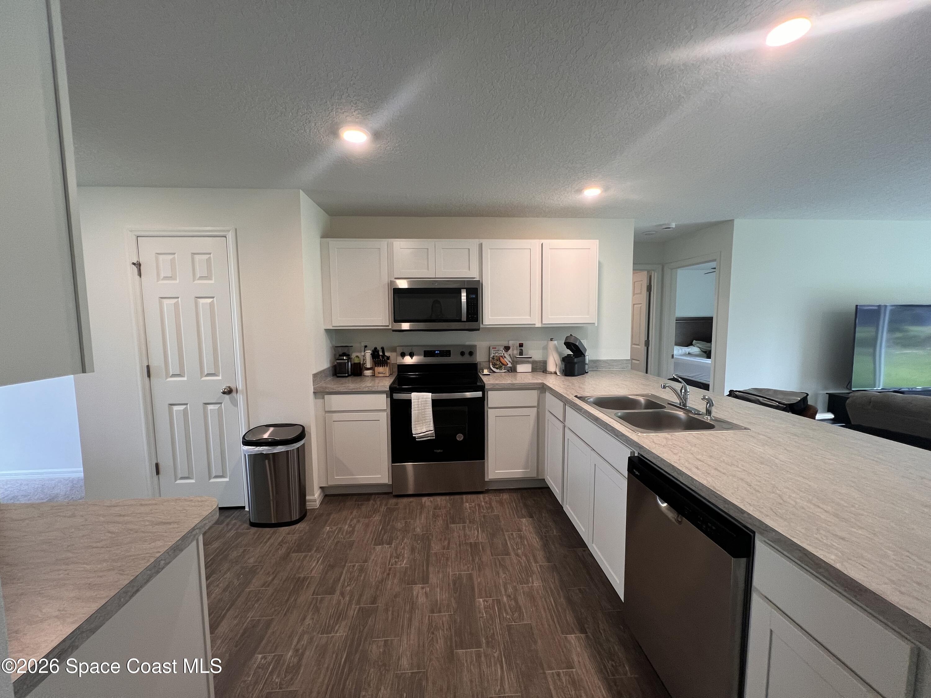 2182 Watkins Road Southeast Palm Bay, FL 32909 - Photo 11 of 21 IMG_0844