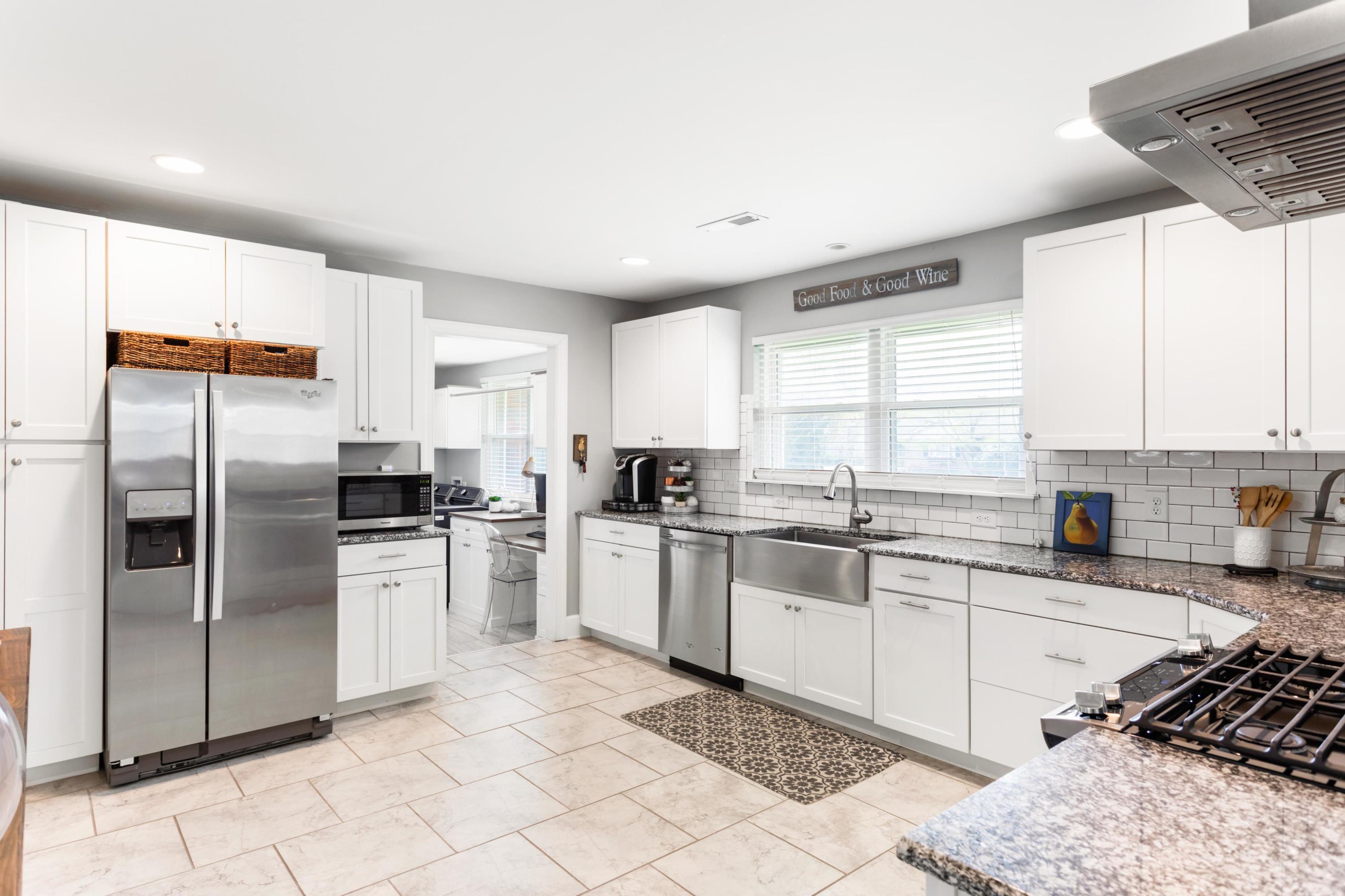 1408 Mosstree Road North Charleston, SC 29405 - Photo 8 of 20 Kitchen