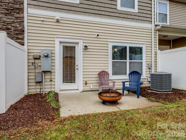 $320,000 | 4648 Craigmoss Lane, Charlotte, NC 28278