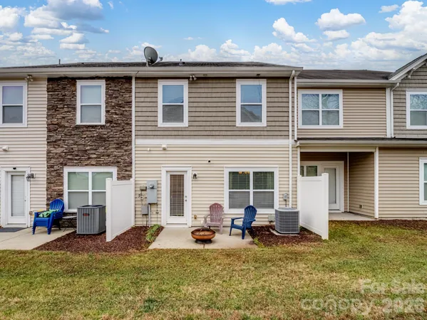 $320,000 | 4648 Craigmoss Lane, Charlotte, NC 28278