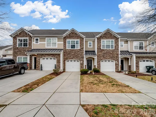 $320,000 | 4648 Craigmoss Lane, Charlotte, NC 28278