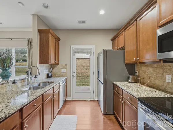 $320,000 | 4648 Craigmoss Lane, Charlotte, NC 28278