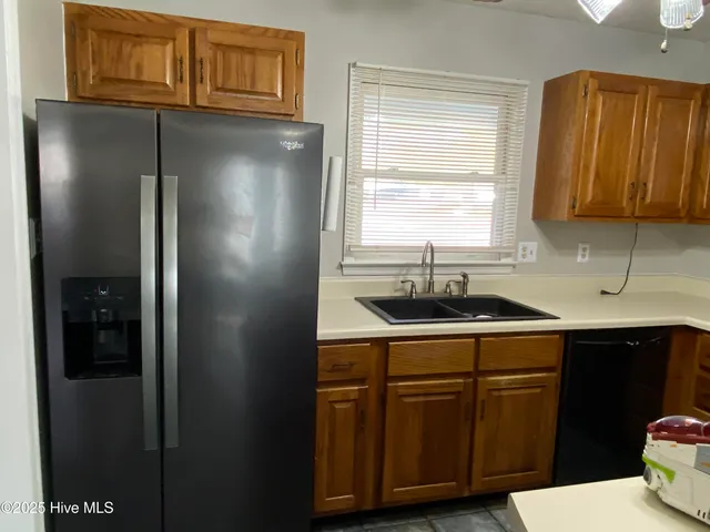 $242,000 | 733 Stonewall Avenue, Jacksonville, NC 28540