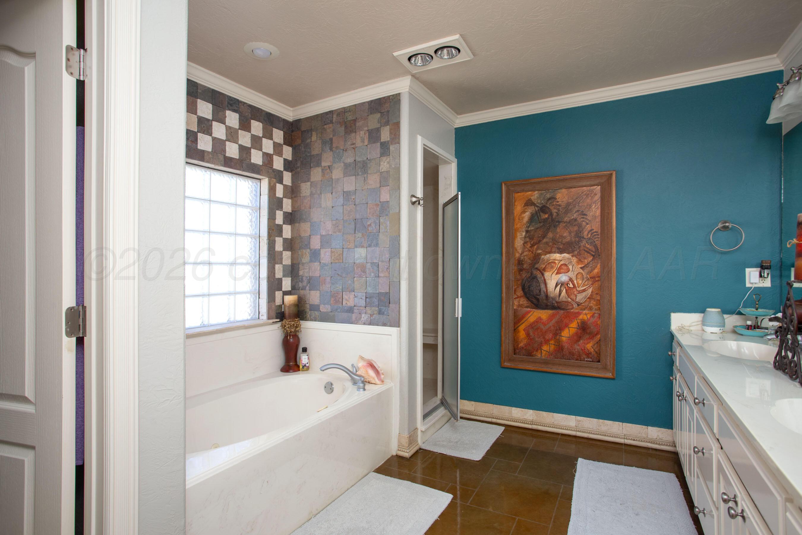 16310 Prairie Garden Road Canyon, TX 79015 - Photo 13 of 56 Master Bath