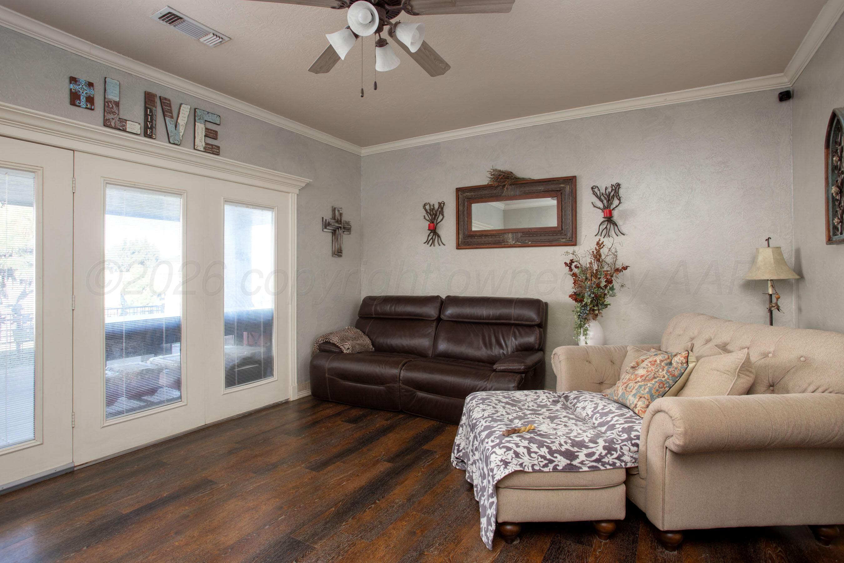 16310 Prairie Garden Road Canyon, TX 79015 - Photo 9 of 56 2nd living area