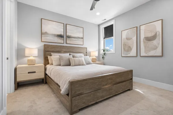 $824,900 | 2438 North Western Avenue, Unit 3, Chicago, IL 60647