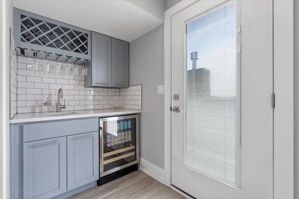 $824,900 | 2438 North Western Avenue, Unit 3, Chicago, IL 60647