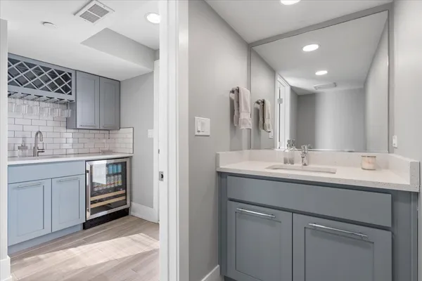 $824,900 | 2438 North Western Avenue, Unit 3, Chicago, IL 60647