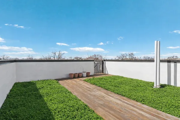$824,900 | 2438 North Western Avenue, Unit 3, Chicago, IL 60647