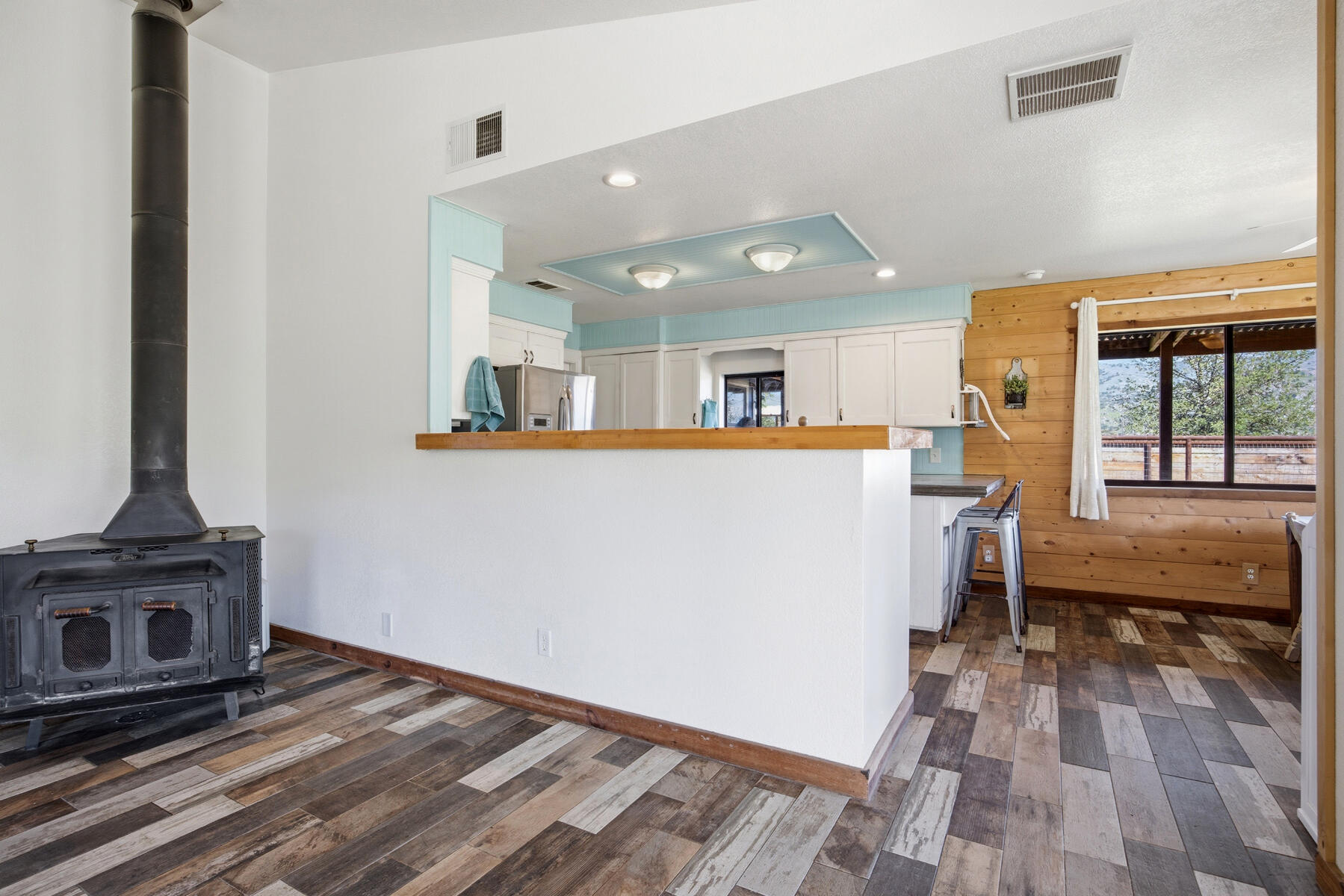31393 Dahlem Drive Exeter, CA 93221 - Photo 11 of 79 11 - Kitchen (1)