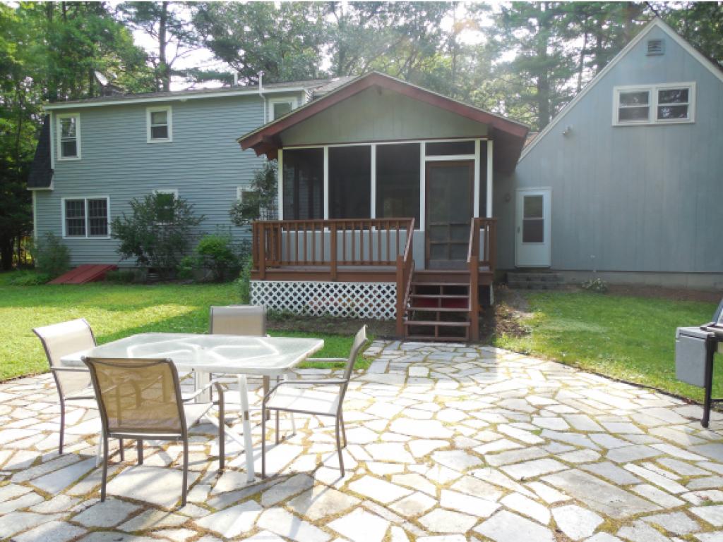 52 Seaverns Bridge Road Amherst, NH 03031 - Photo 23 of 30