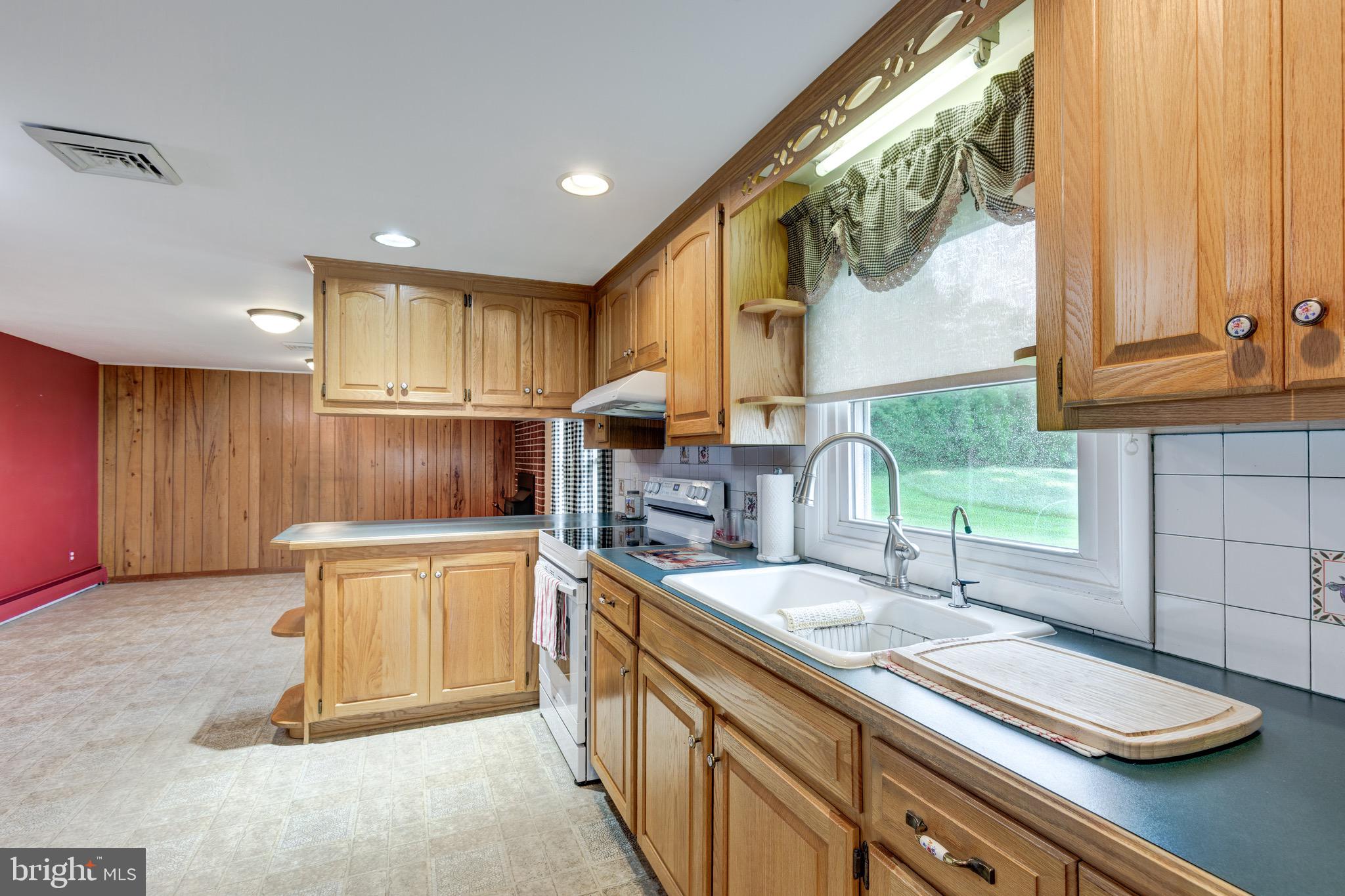 717 North Houcksville Road Hampstead, MD 21074 - Photo 15 of 62