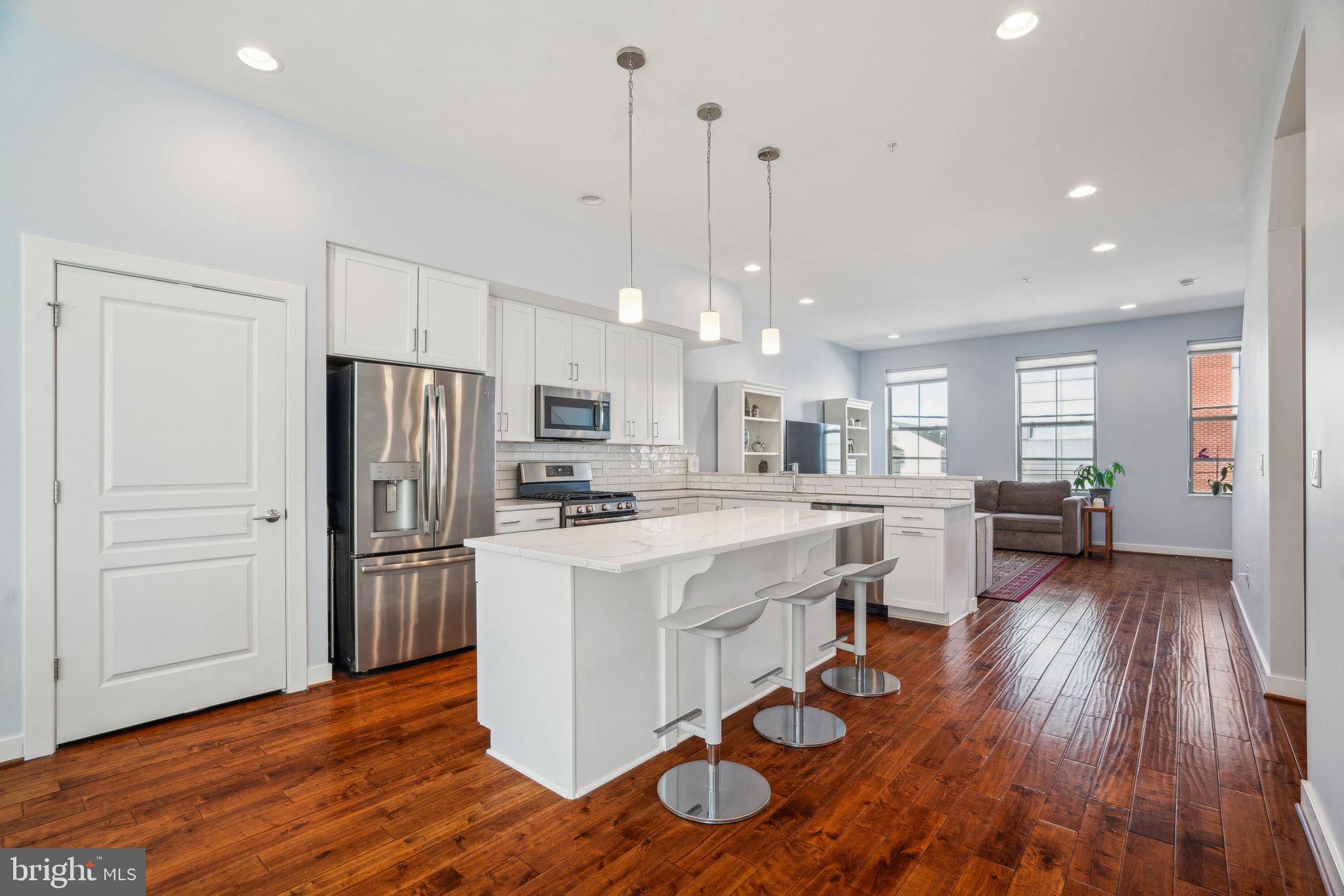 402 Reed Street Philadelphia, PA 19147 - Photo 1 of 27 Gallery Image 1