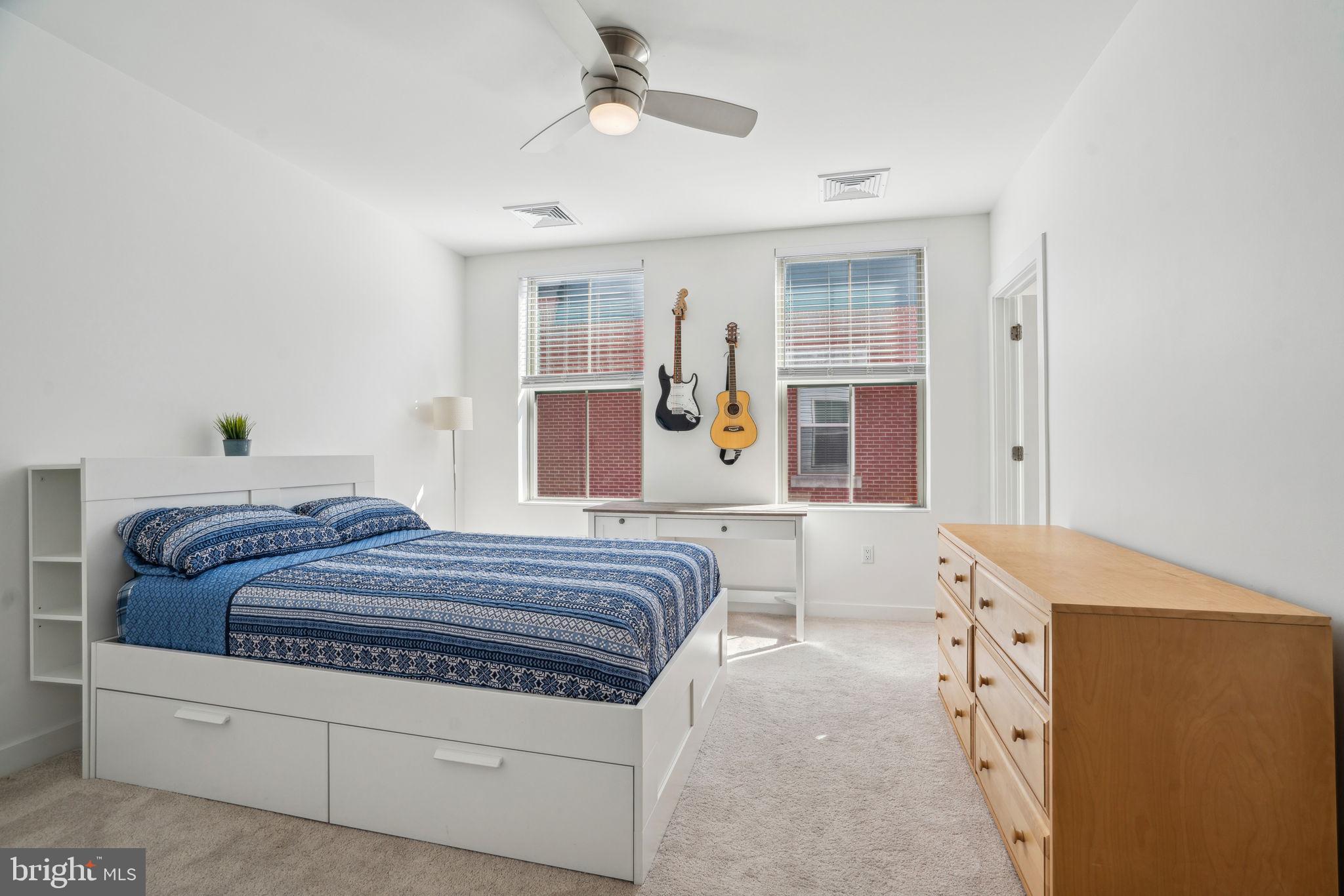 402 Reed Street Philadelphia, PA 19147 - Photo 11 of 27 Gallery Image 11