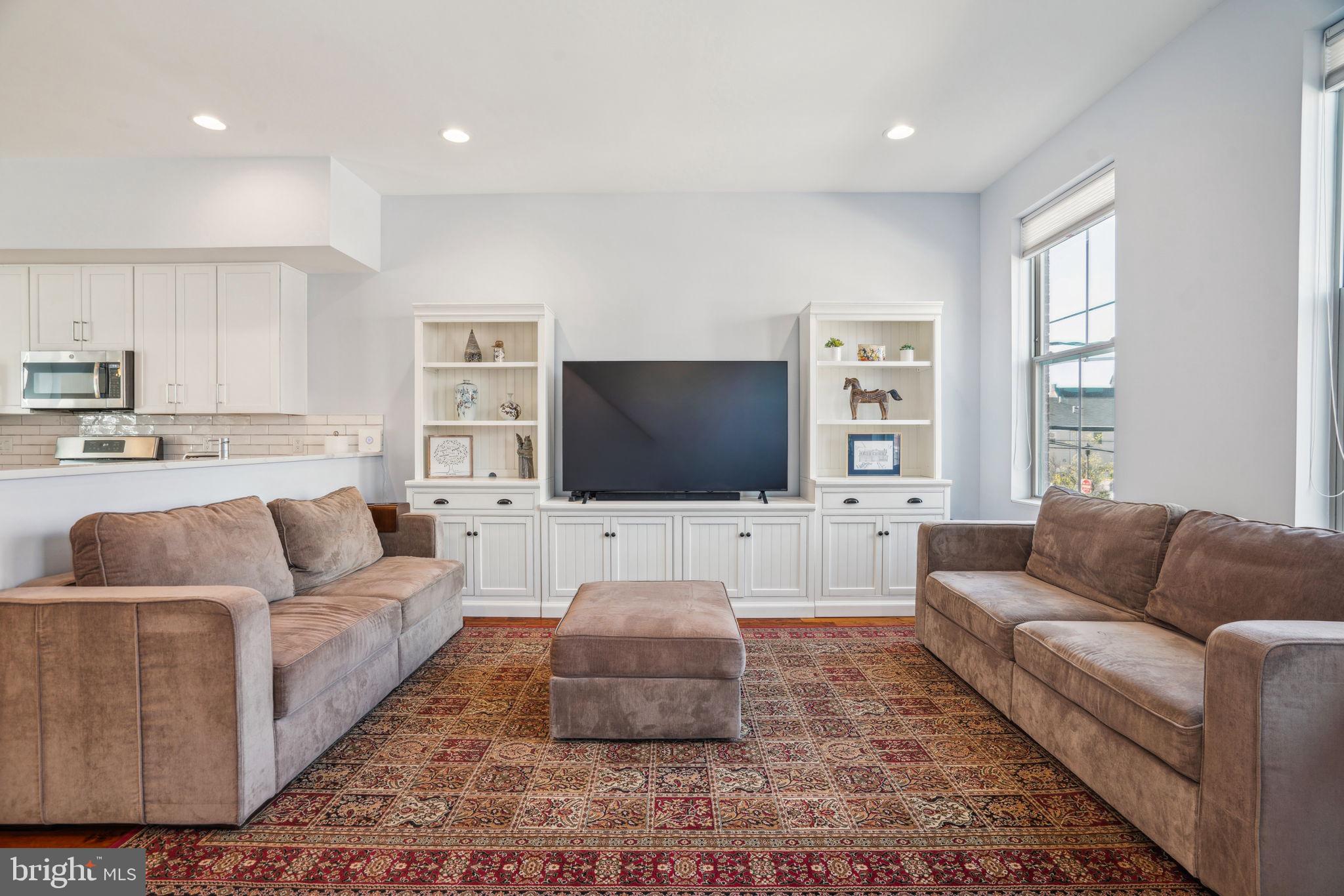 402 Reed Street Philadelphia, PA 19147 - Photo 9 of 27 Gallery Image 9