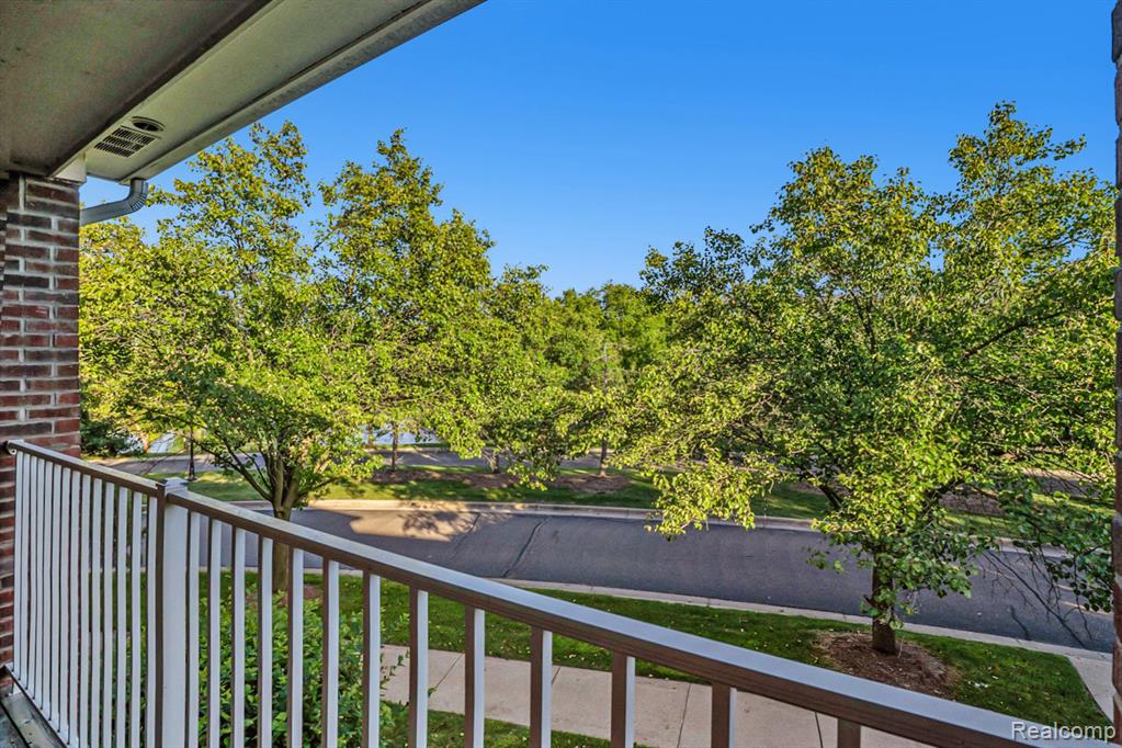 13439 Forest Ridge Boulevard Sterling Heights, MI 48313 - Photo 25 of 28
