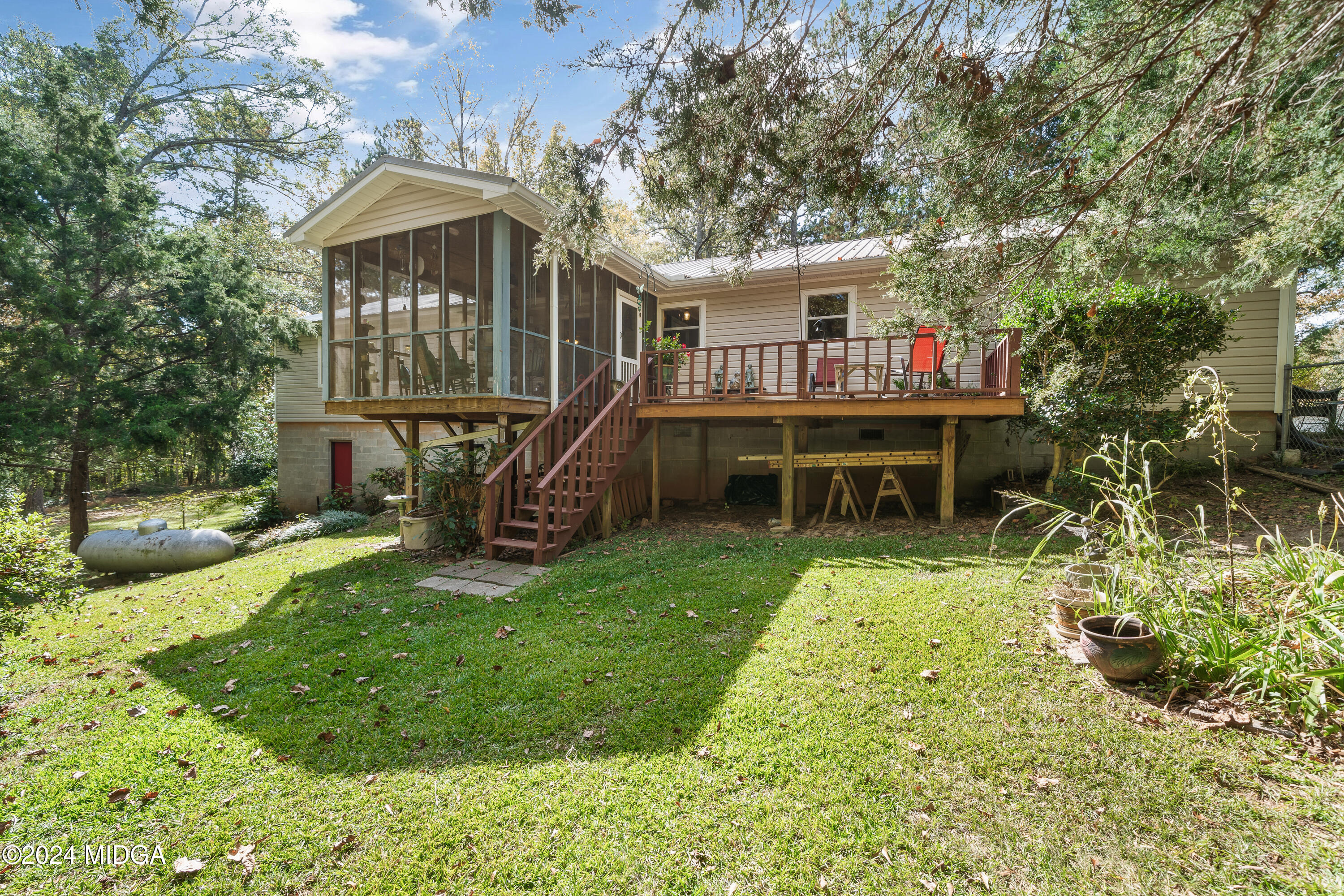 112 Whitehead Place Gray, GA 31032 - Photo 31 of 36 a view of a house with a yard