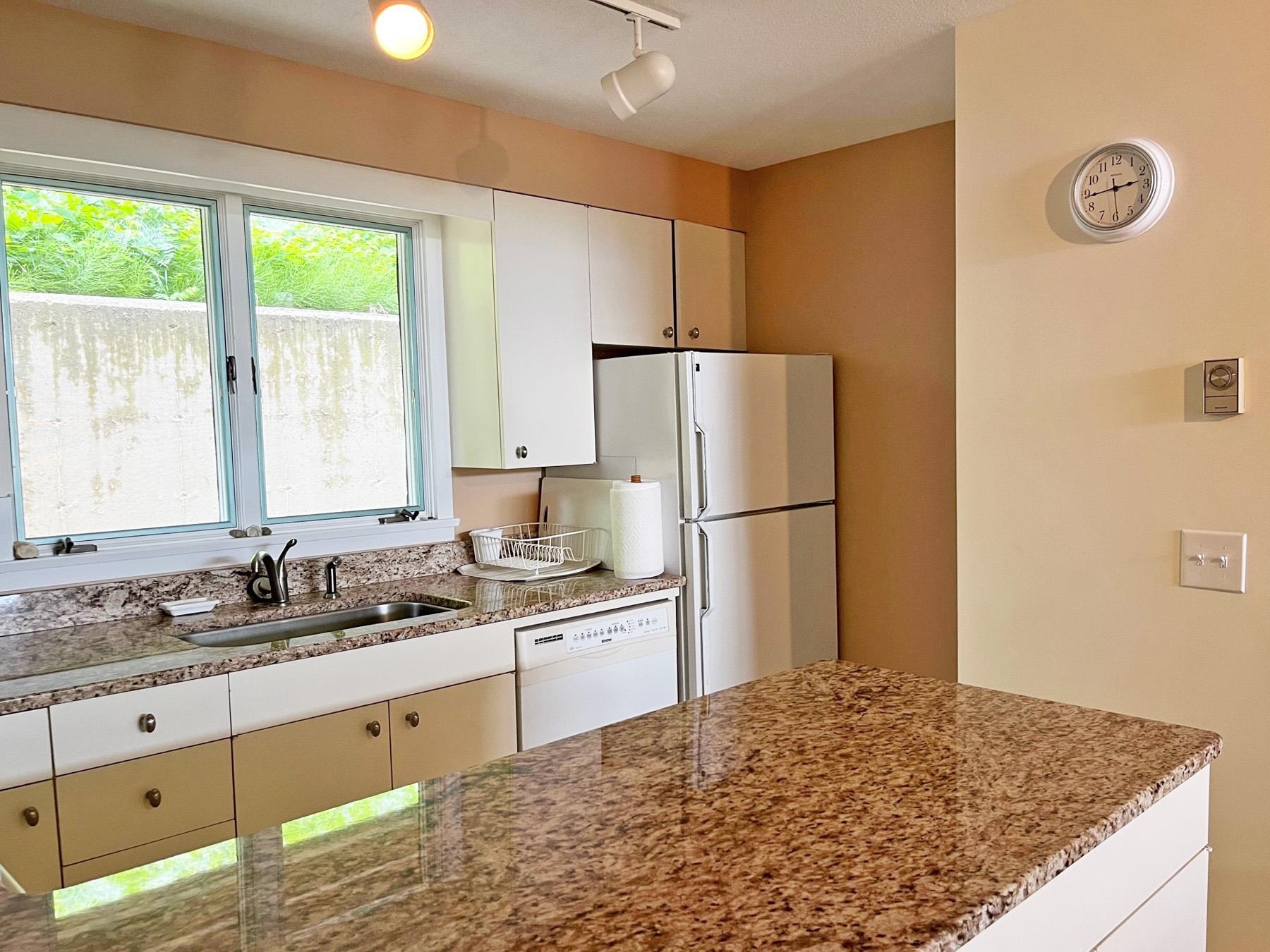 105 Forum Drive, Unit 16 Warren, VT 05674 - Photo 7 of 19