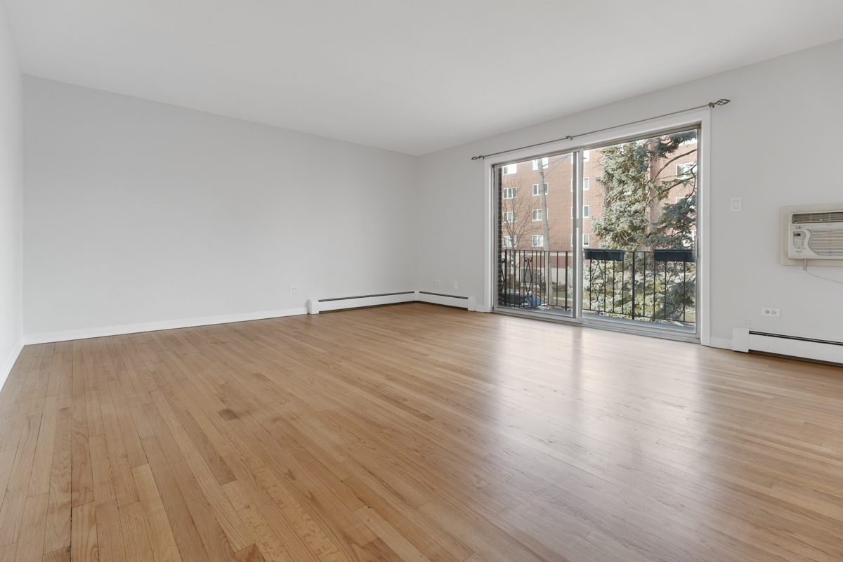 1347 Perry Street, Unit 4 Des Plaines, IL 60016 - Photo 3 of 15