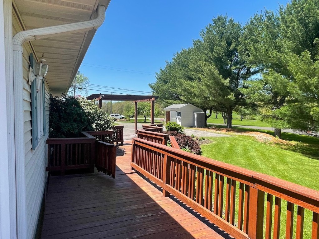 672 Brotzman Road Binghamton, NY 13901 - Photo 21 of 29