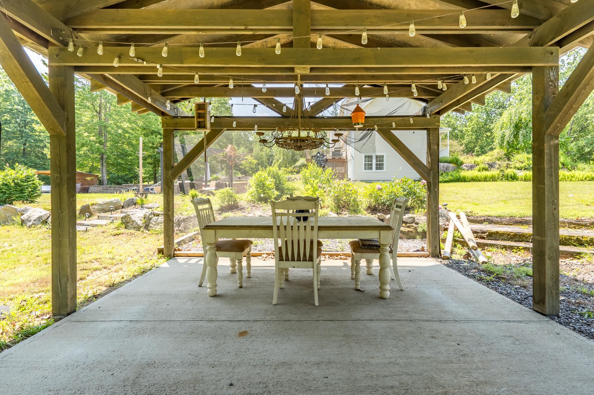 91 Seaverns Bridge Road Amherst, NH 03031 - Photo 42 of 51 Gallery Image 42