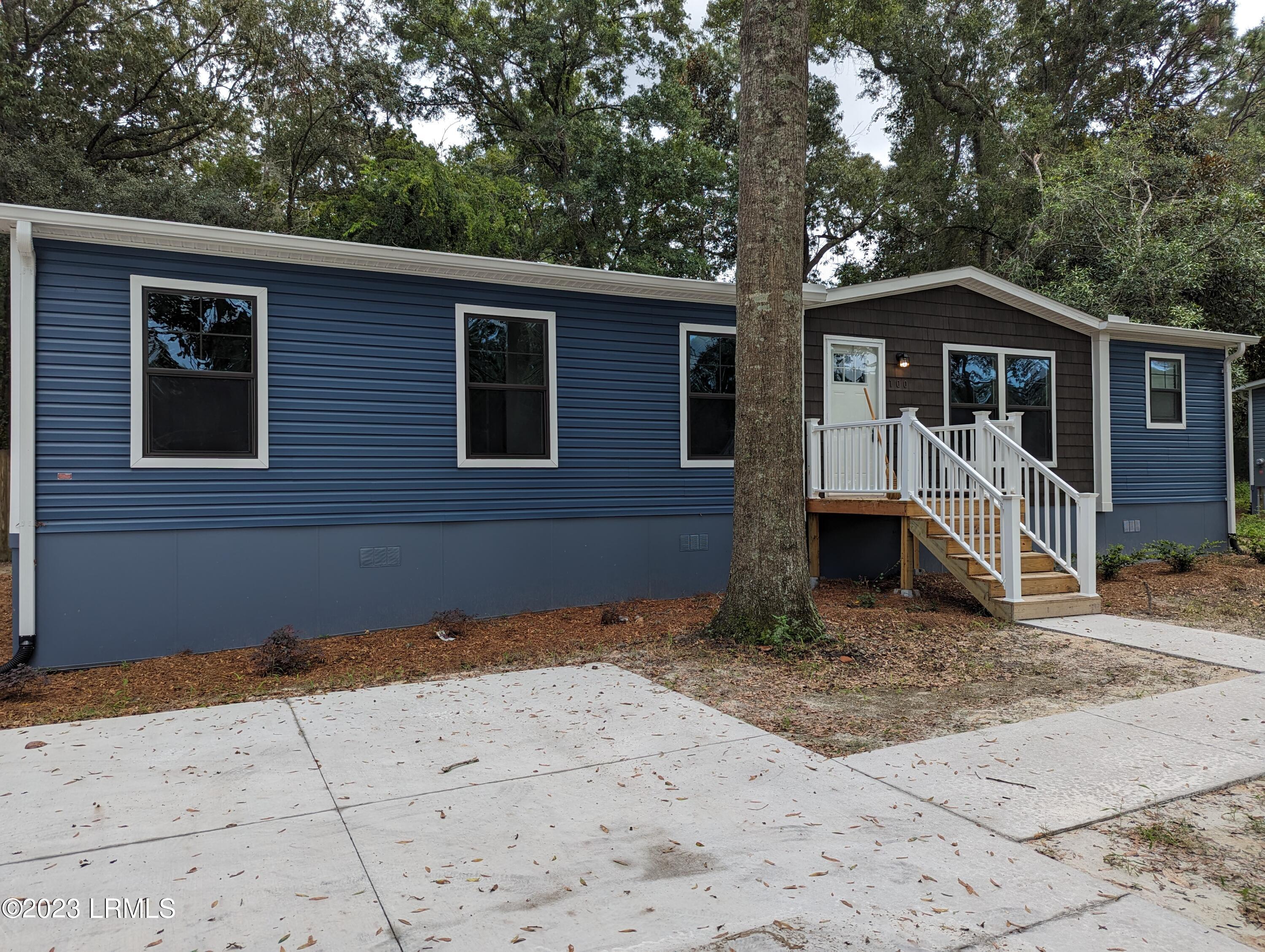 100 Sams Point Road Beaufort, SC 29907 - Photo 1 of 1 100 Sams Point Road