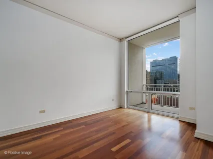 $325,000 | 170 West Polk Street, Unit 1406, Chicago, IL 60605