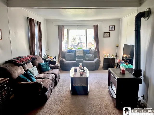 $164,900 | 17 Christy Street, Hanover, NY 14136