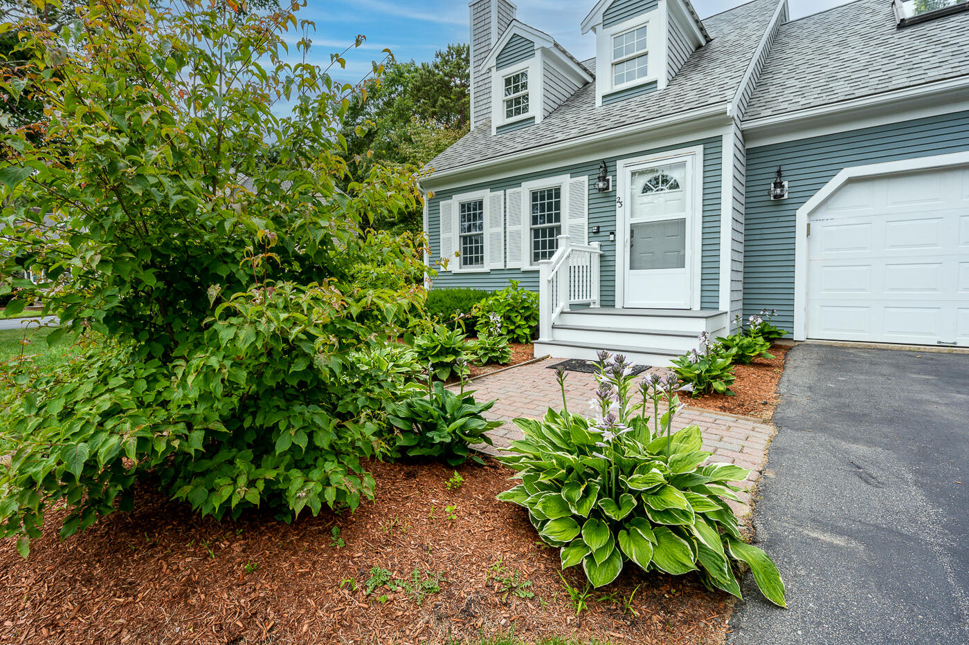 23 Square Rigger Lane Hyannis, MA 02601 - Photo 4 of 34 front1