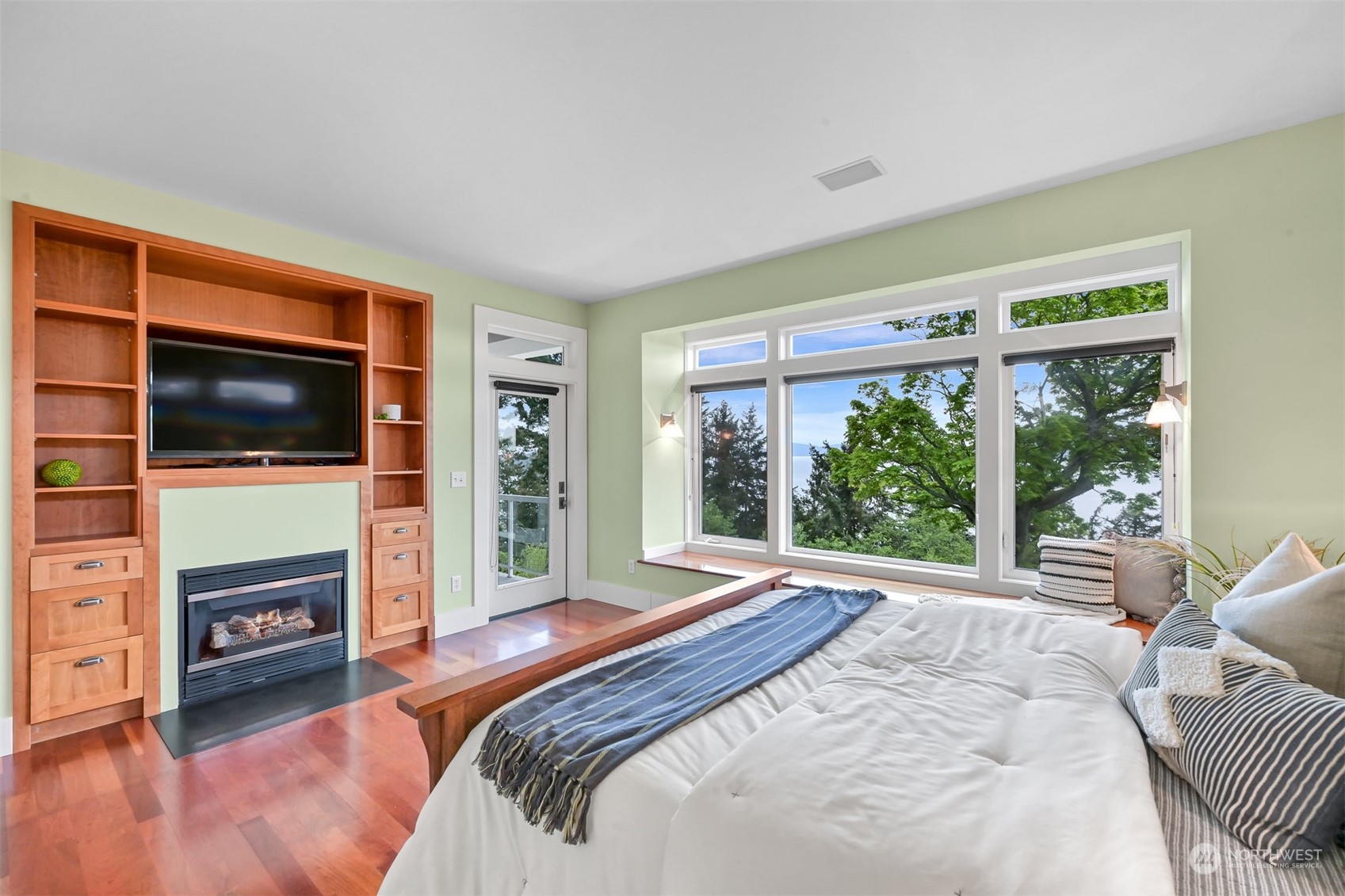 1376 Chuckanut Drive Bellingham, WA 98229 - Photo 27 of 46