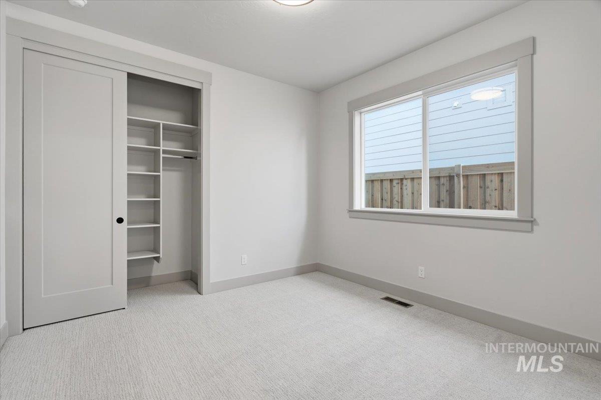 983 East Crescendo Street Meridian, ID 83642 - Photo 17 of 48