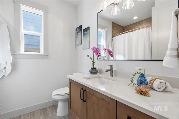 $619,900 | 983 East Crescendo Street, Meridian, ID 83642