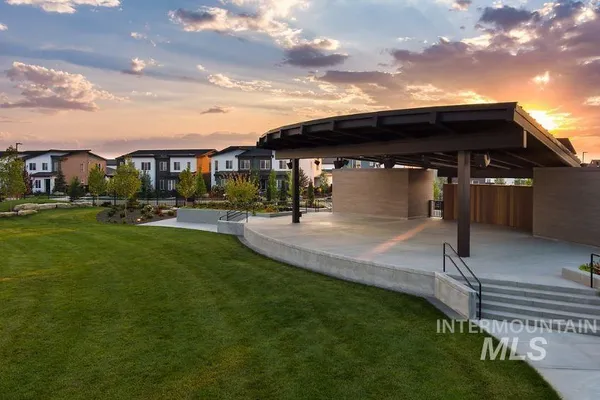 $619,900 | 983 East Crescendo Street, Meridian, ID 83642