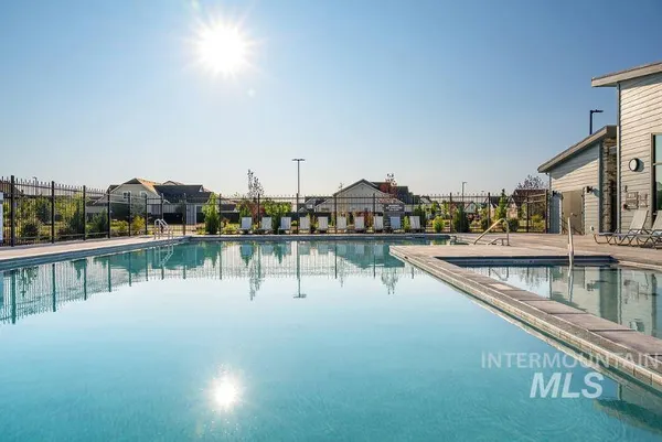 $619,900 | 983 East Crescendo Street, Meridian, ID 83642