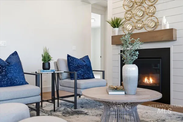 $619,900 | 983 East Crescendo Street, Meridian, ID 83642