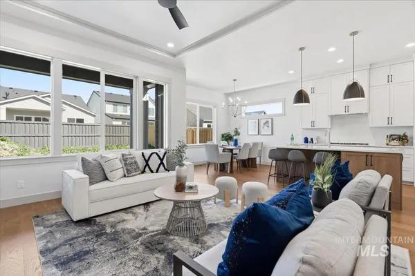 $619,900 | 983 East Crescendo Street, Meridian, ID 83642