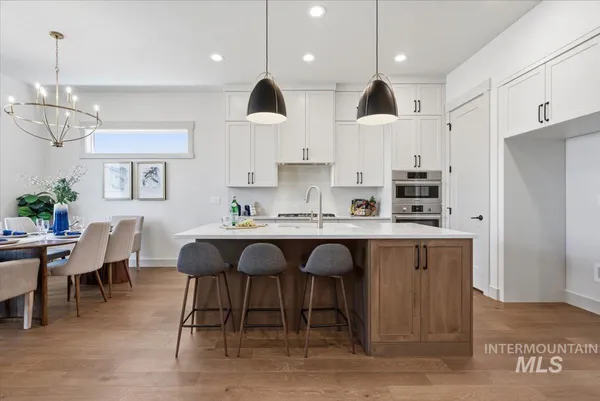 $619,900 | 983 East Crescendo Street, Meridian, ID 83642