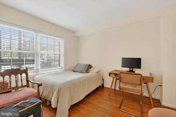 $530,000 | 939 South Scott Street, Unit 1, Arlington, VA 22204