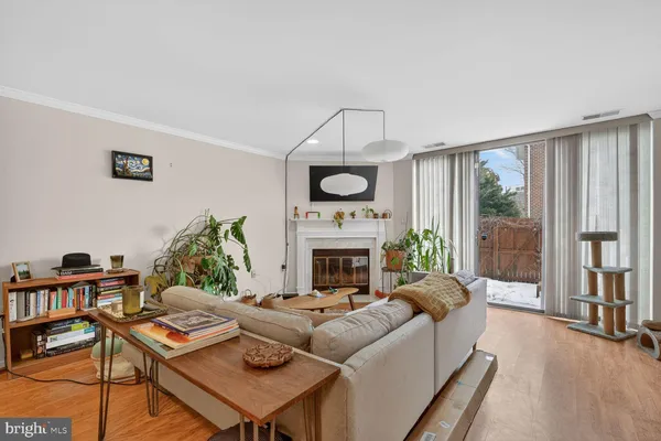 $530,000 | 939 South Scott Street, Unit 1, Arlington, VA 22204