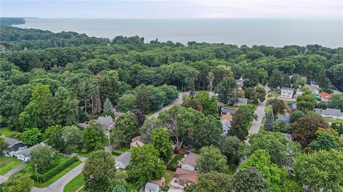 11 Seacliffe Road Irondequoit, NY 14622 - Photo 49 of 50 Gallery Image 49