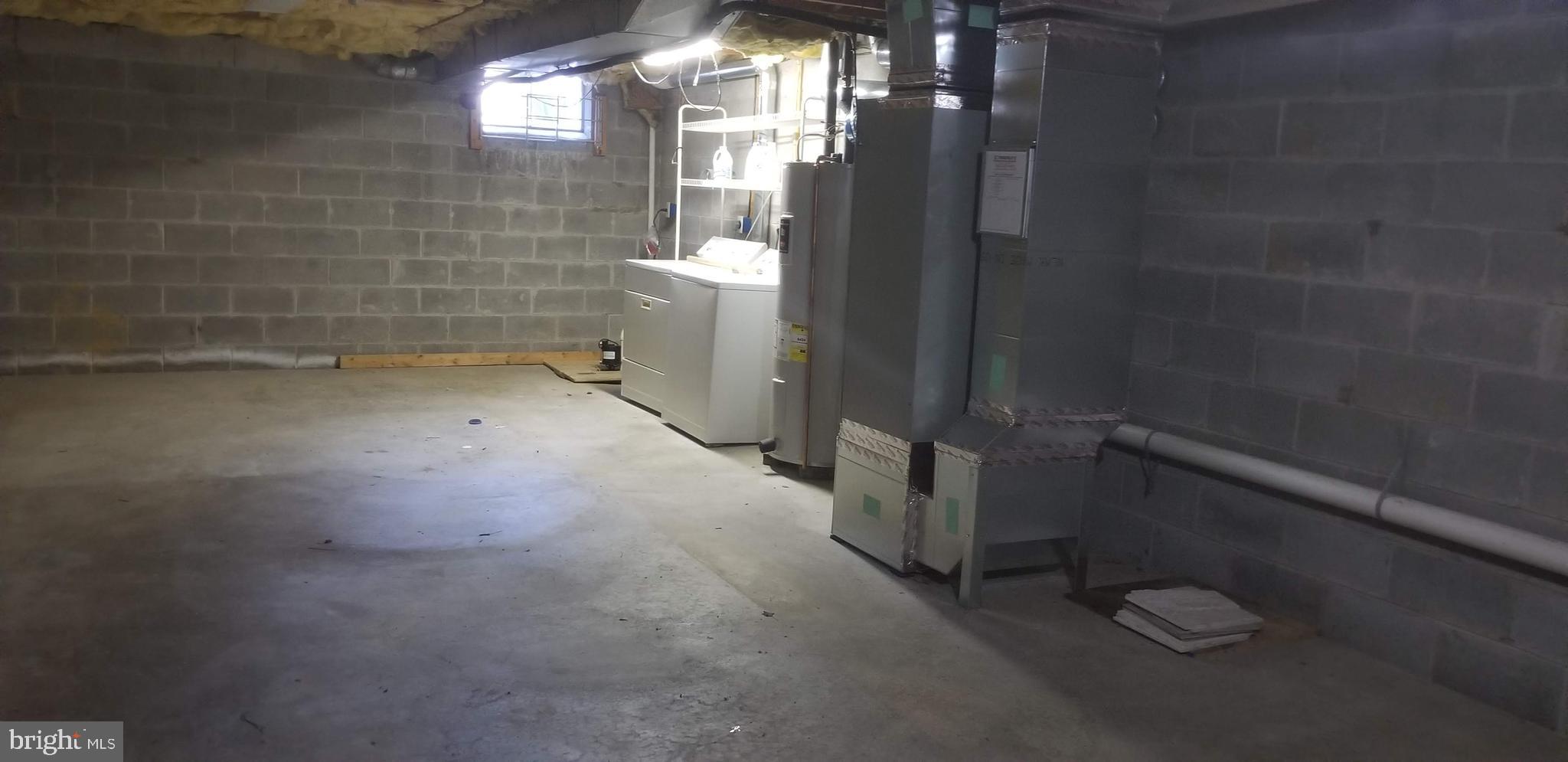 212 Bell Ringer Court Newark, DE 19702 - Photo 13 of 15 a view of basement