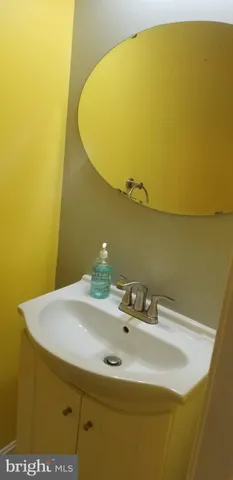 $1,800 | 212 Bell Ringer Court, Newark, DE 19702