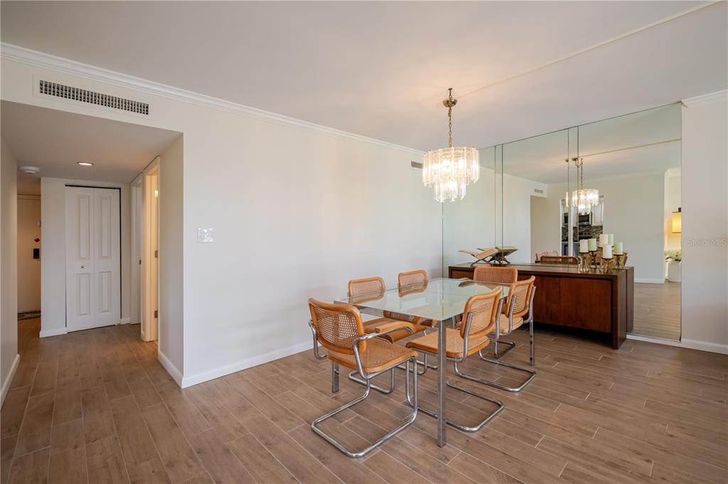 6267 Midnight Pass Road, Unit 306 Sarasota, FL 34242 - Photo 22 of 86