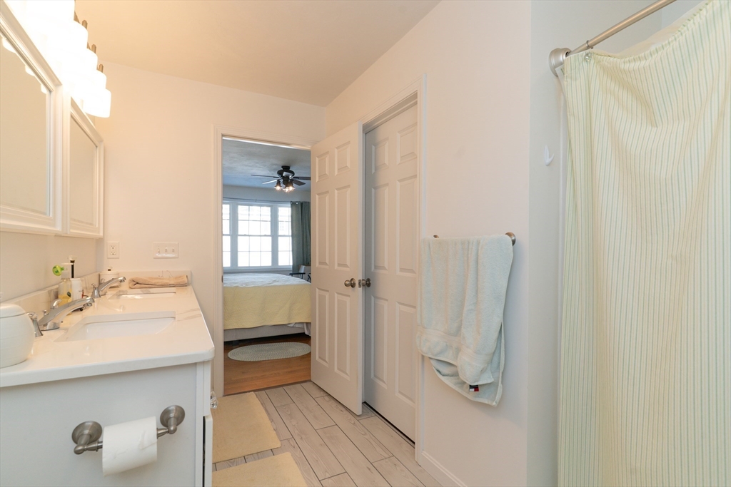 36 Nelson Street Warren, MA 01083 - Photo 15 of 35