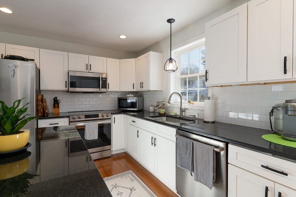 36 Nelson Street Warren, MA 01083 - Photo 7 of 35