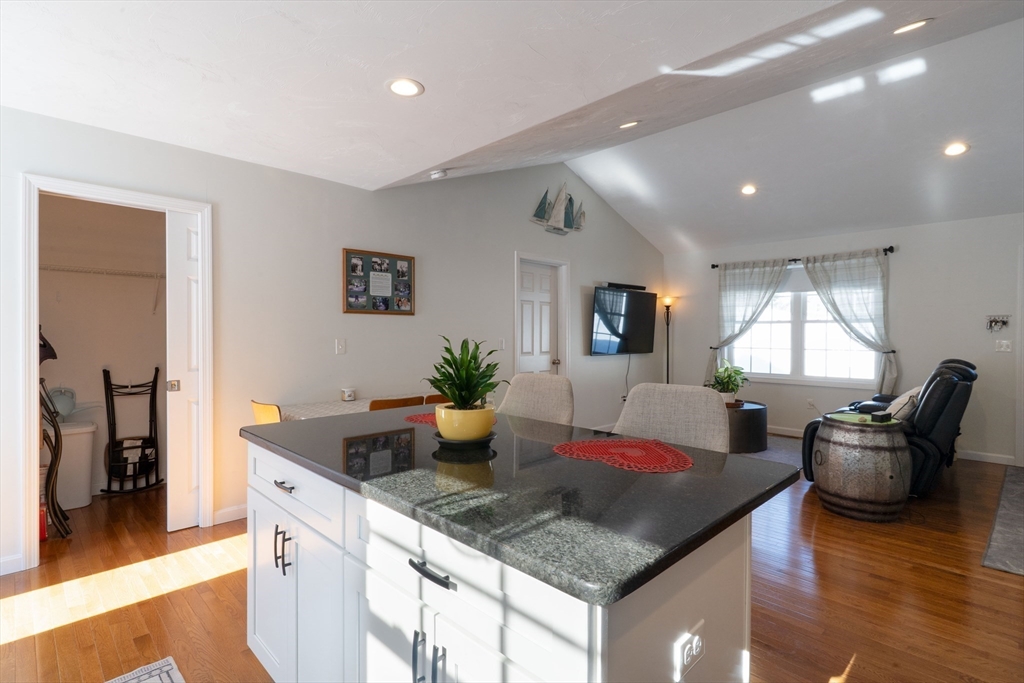 36 Nelson Street Warren, MA 01083 - Photo 10 of 35