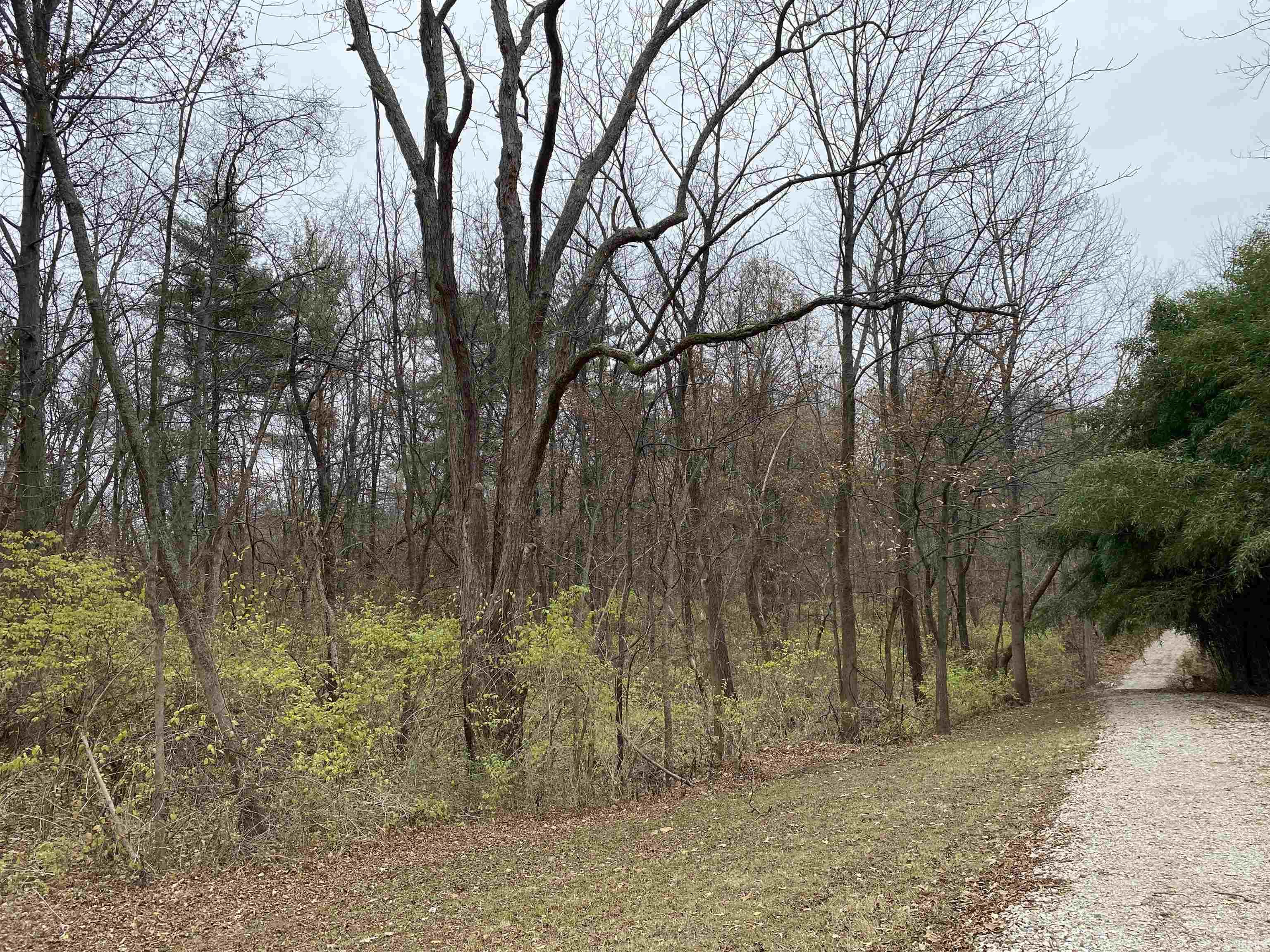 9205 Whetstone Road Evansville, IN 47725 - Photo 2 of 4