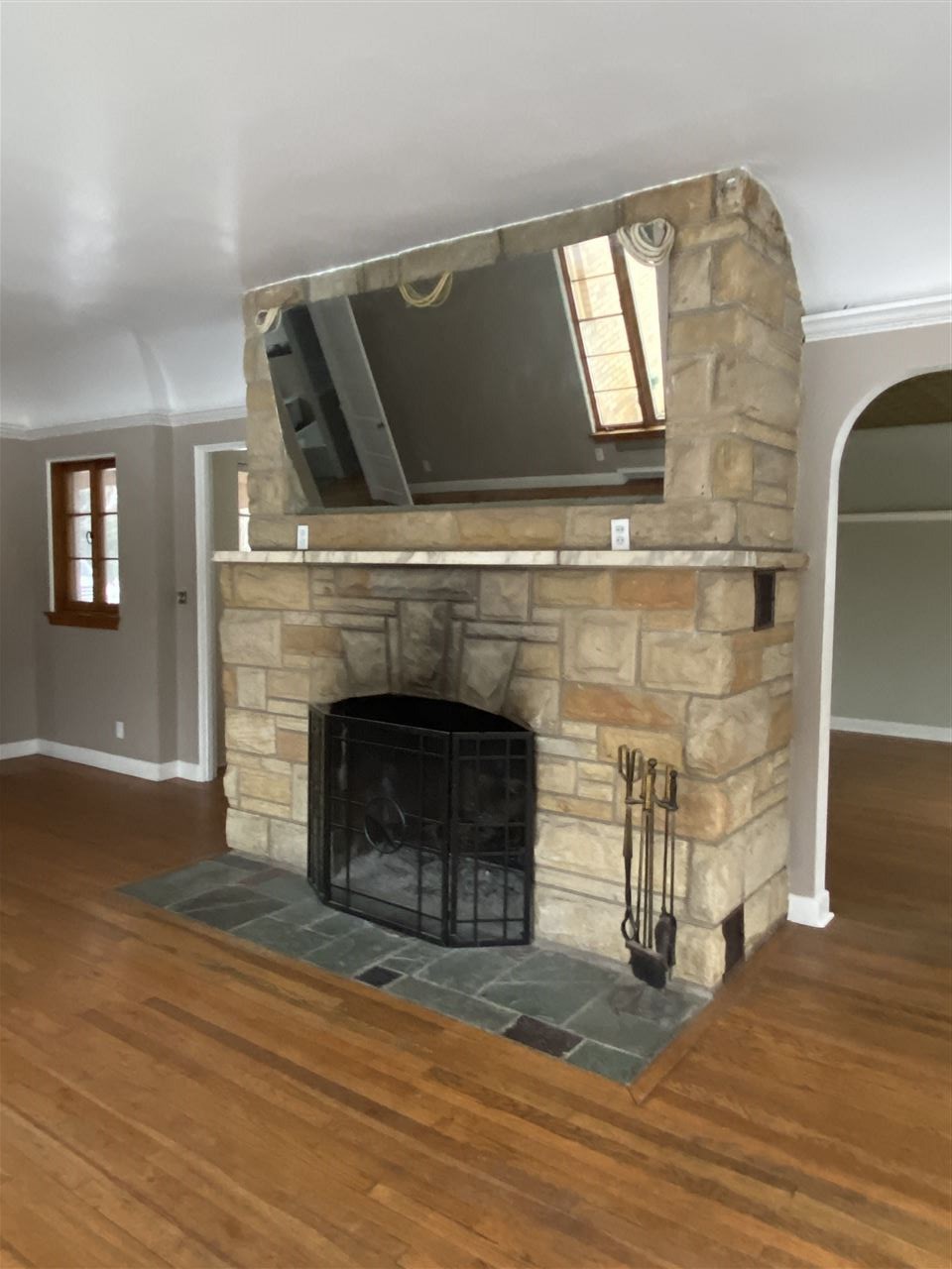 901 Raymond Road Owosso, MI 48867 - Photo 25 of 71 50003460-24.JPG