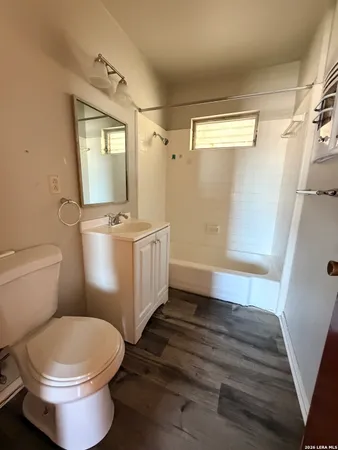 $1,100 | 4926 Alma Drive, Unit 2, San Antonio, TX 78222