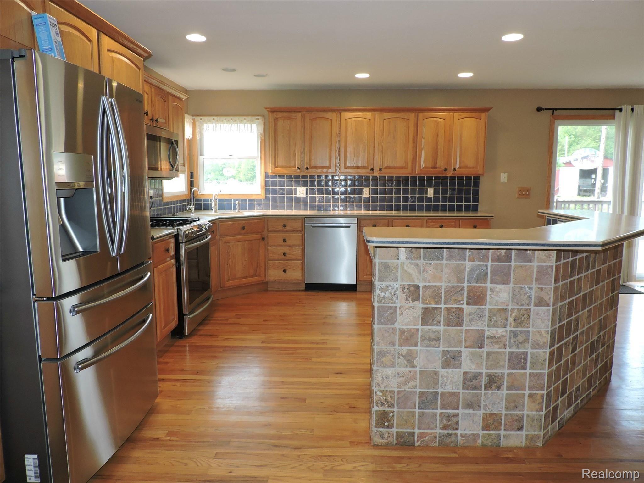 11342 East Carpenter Road Davison, MI 48423 - Photo 15 of 57 14.JPG